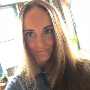 Meet your Posher, Monika